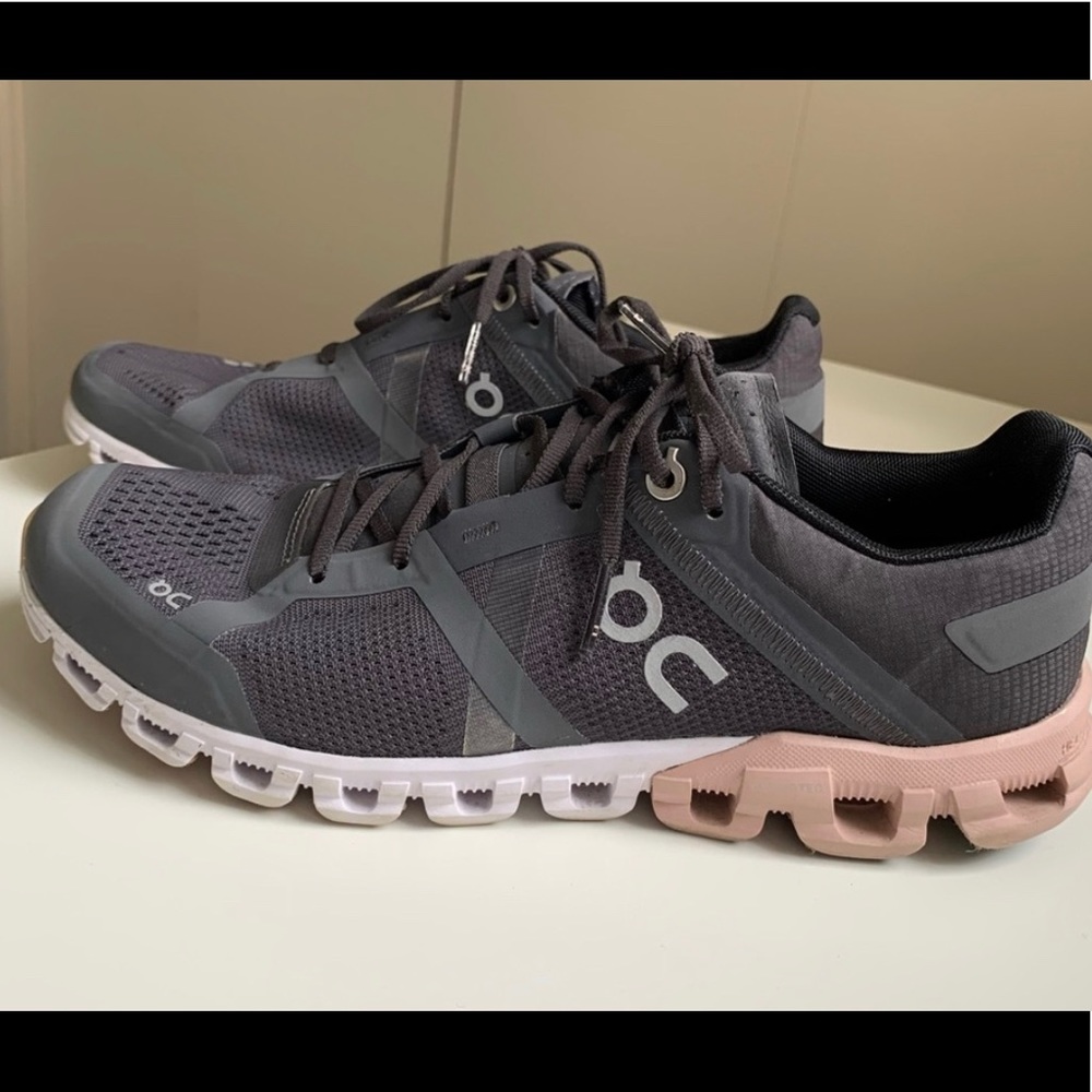 ON Running Cloudflow Running Shoe 8